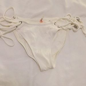 Forever 21 Swim - Forever21 white bikini bottom Forever 21 Swim - Forever21 white bikini bottom